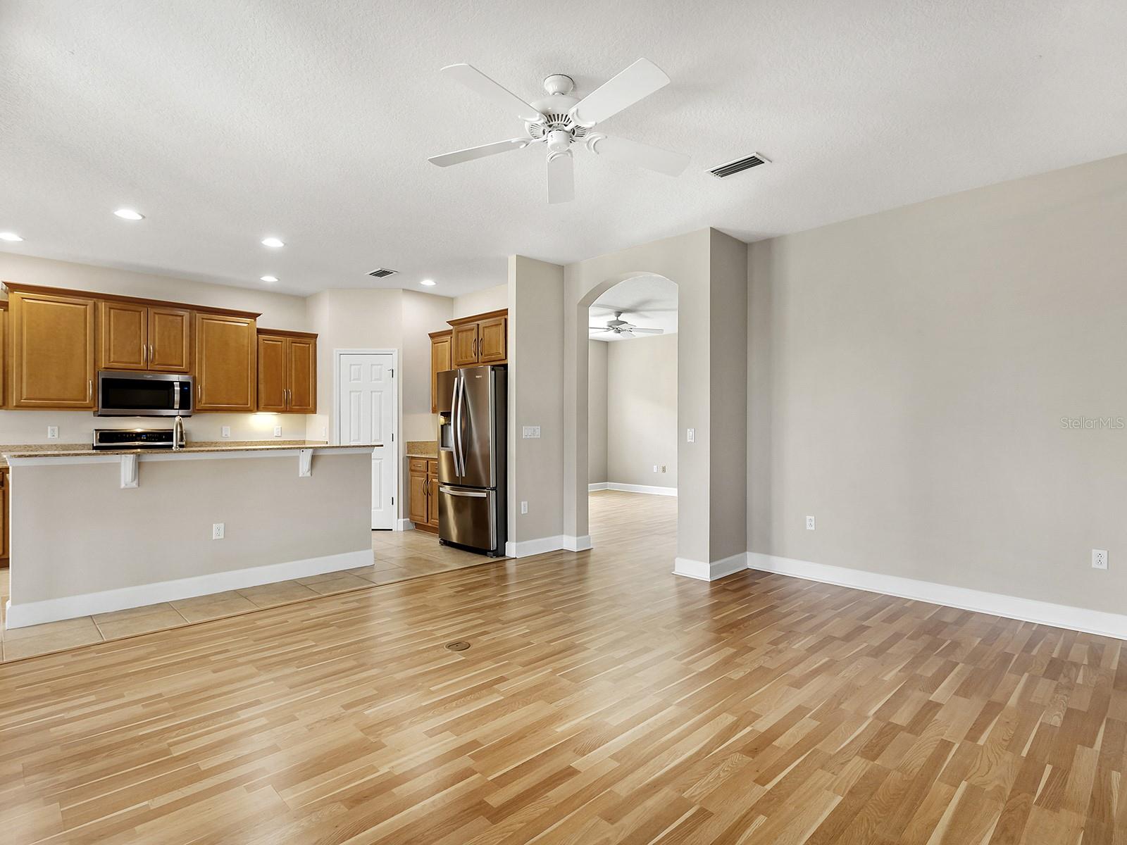 20580 PEZZANA DR — photo 11