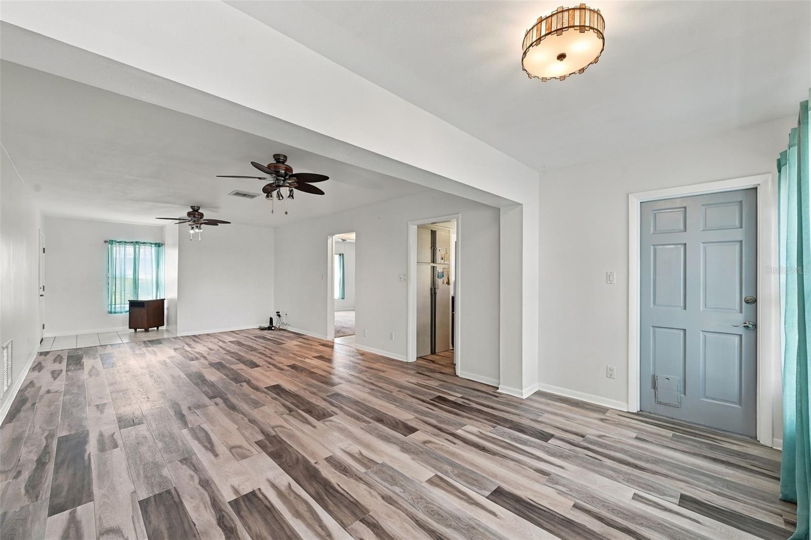 8353 CANDLEWOOD RD — photo 5