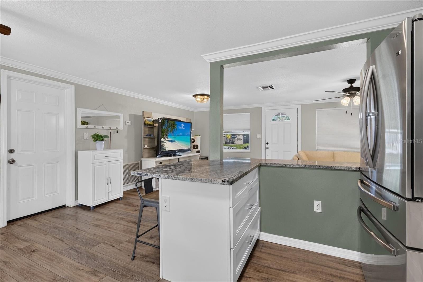1440 NORMANDY BLVD — photo 11