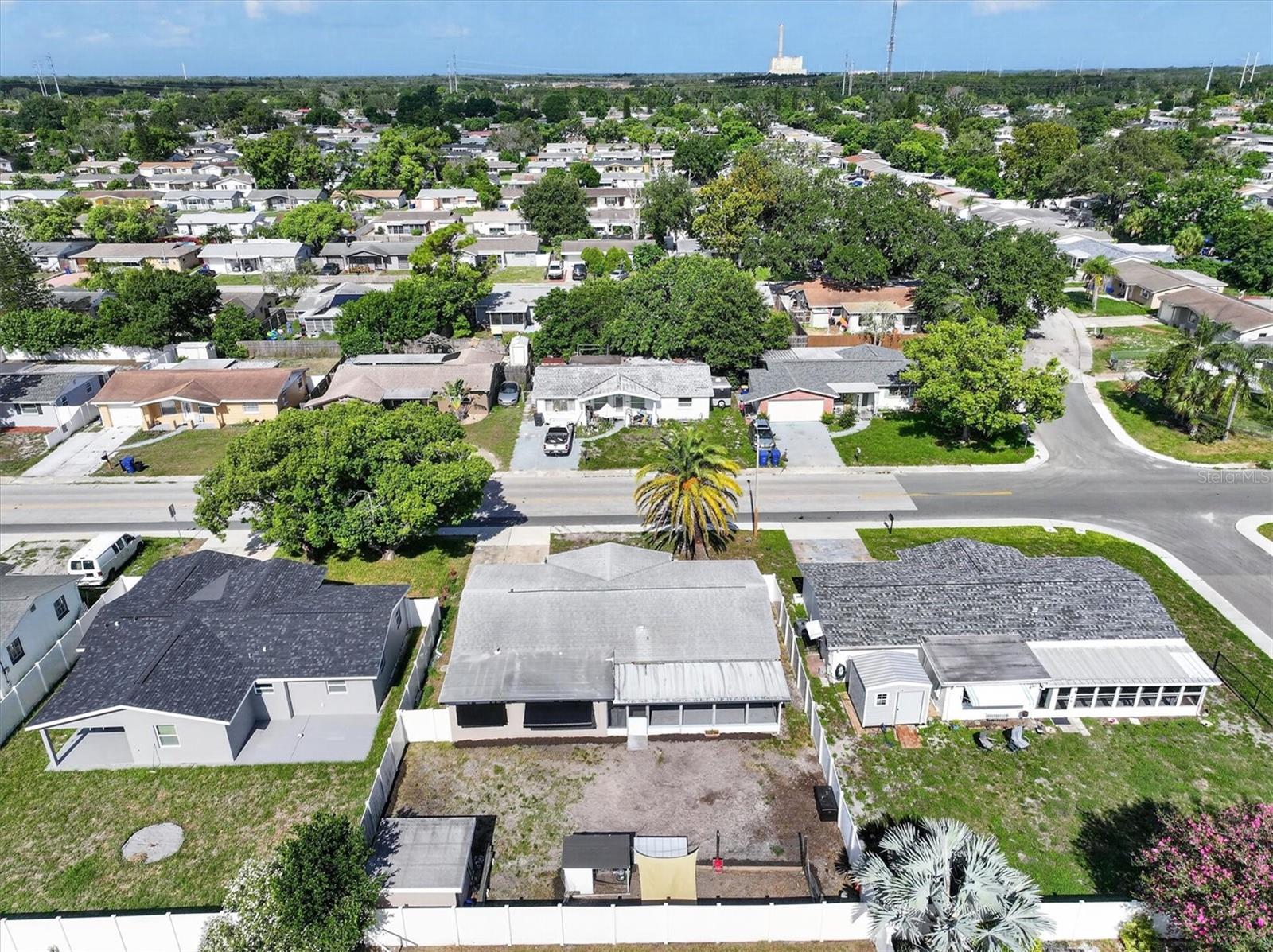1440 NORMANDY BLVD — photo 35