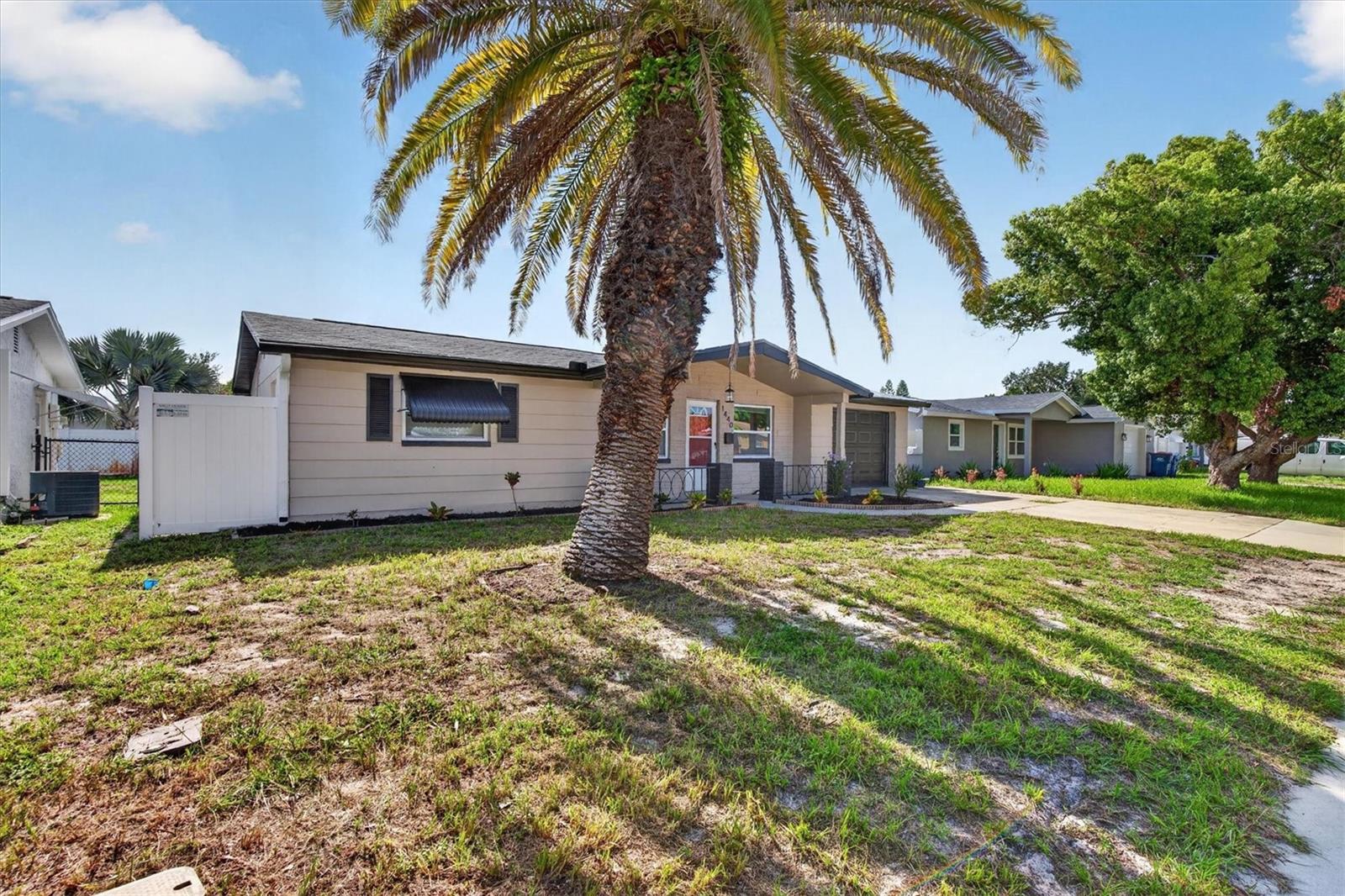 1440 NORMANDY BLVD — photo 4