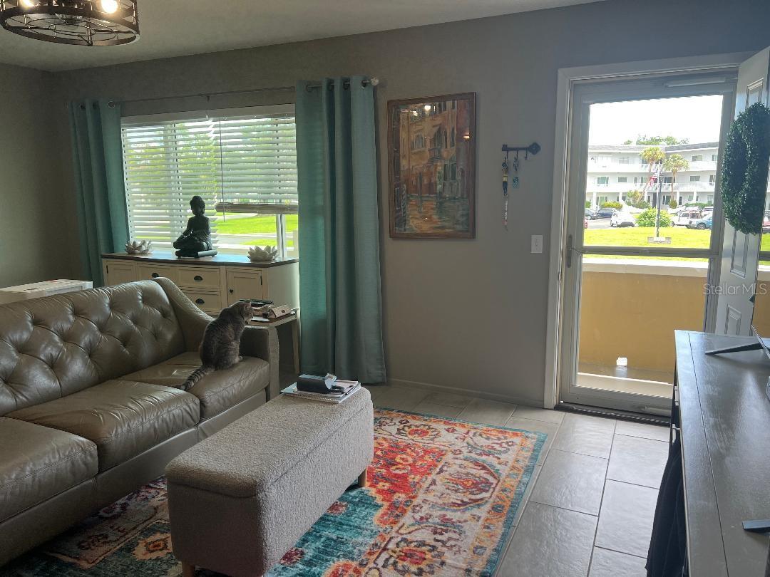 2000 WORLD PARKWAY BLVD #20 — photo 6