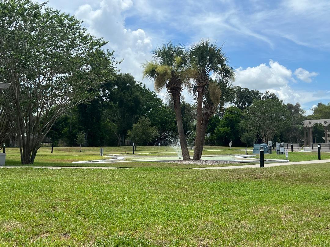 2000 WORLD PARKWAY BLVD #20 — photo 40