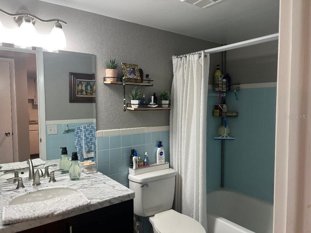 2000 WORLD PARKWAY BLVD #20 — photo 18