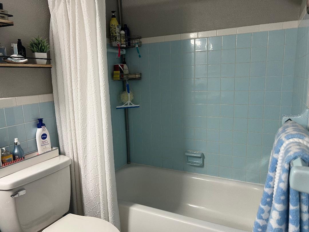 2000 WORLD PARKWAY BLVD #20 — photo 19