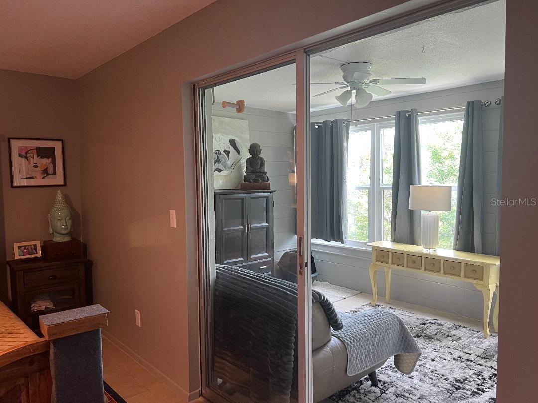 2000 WORLD PARKWAY BLVD #20 — photo 27