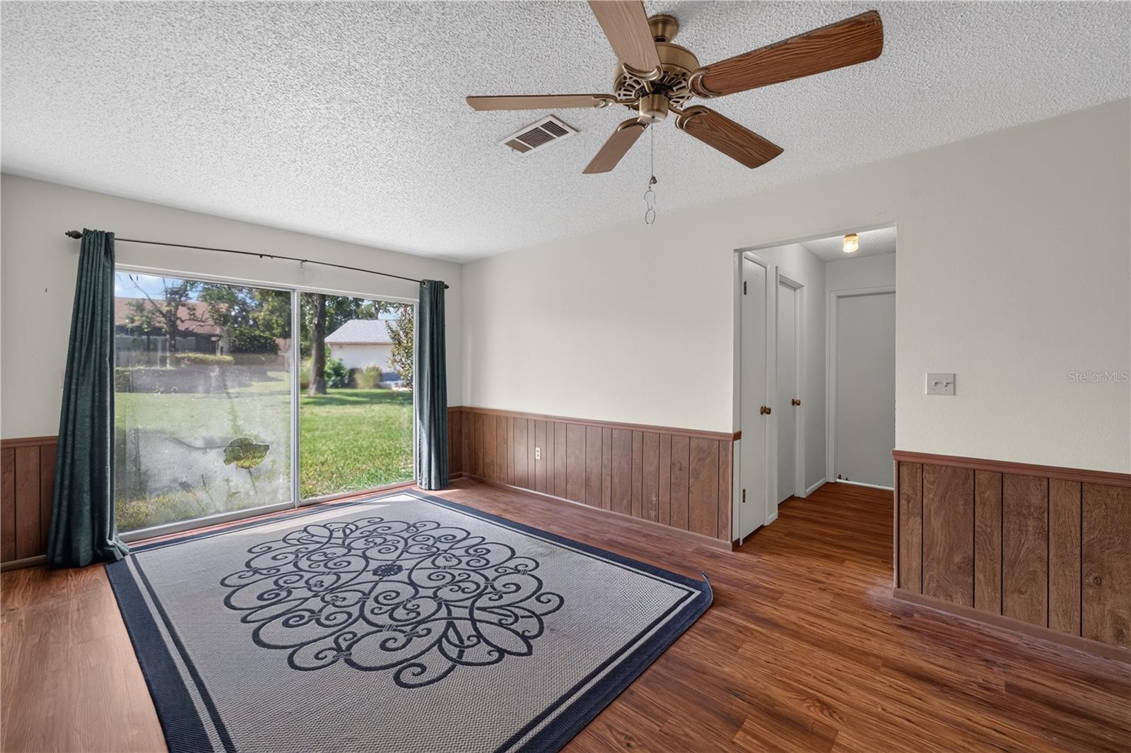 8810 SHOEMAKER LN — photo 14