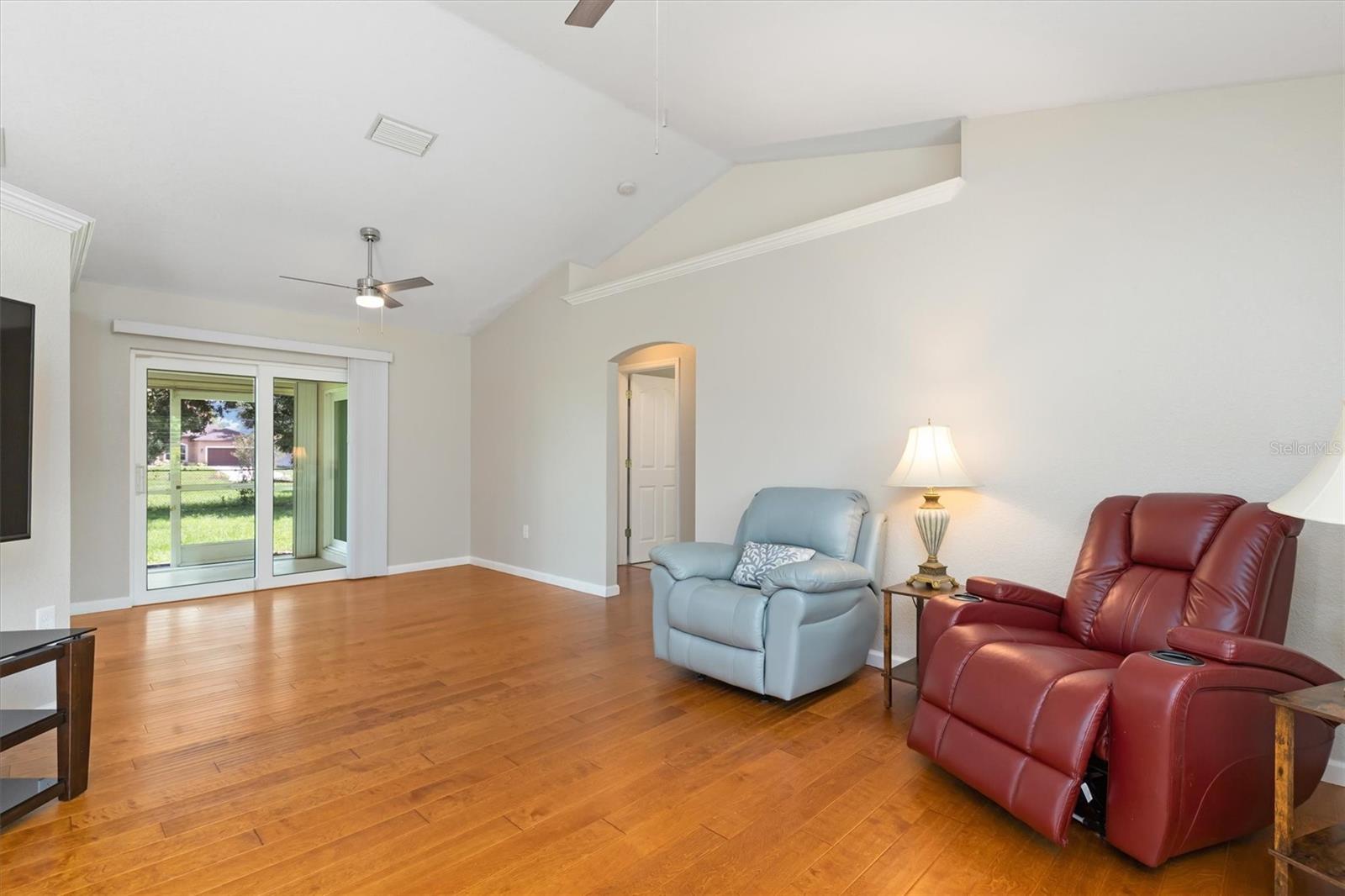 2058 EMRICK ST — photo 5