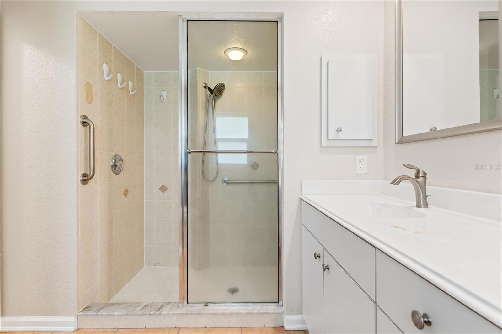 2058 EMRICK ST — photo 20