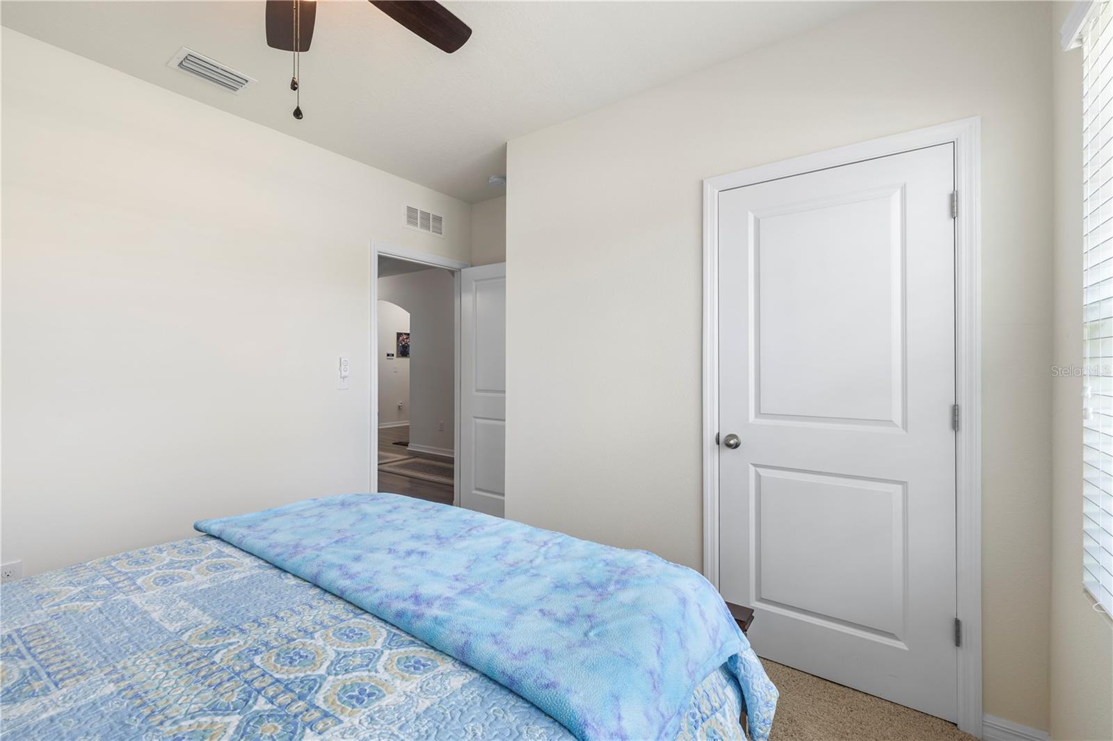 10527 PARK MEADOWBROOKE DR — photo 31