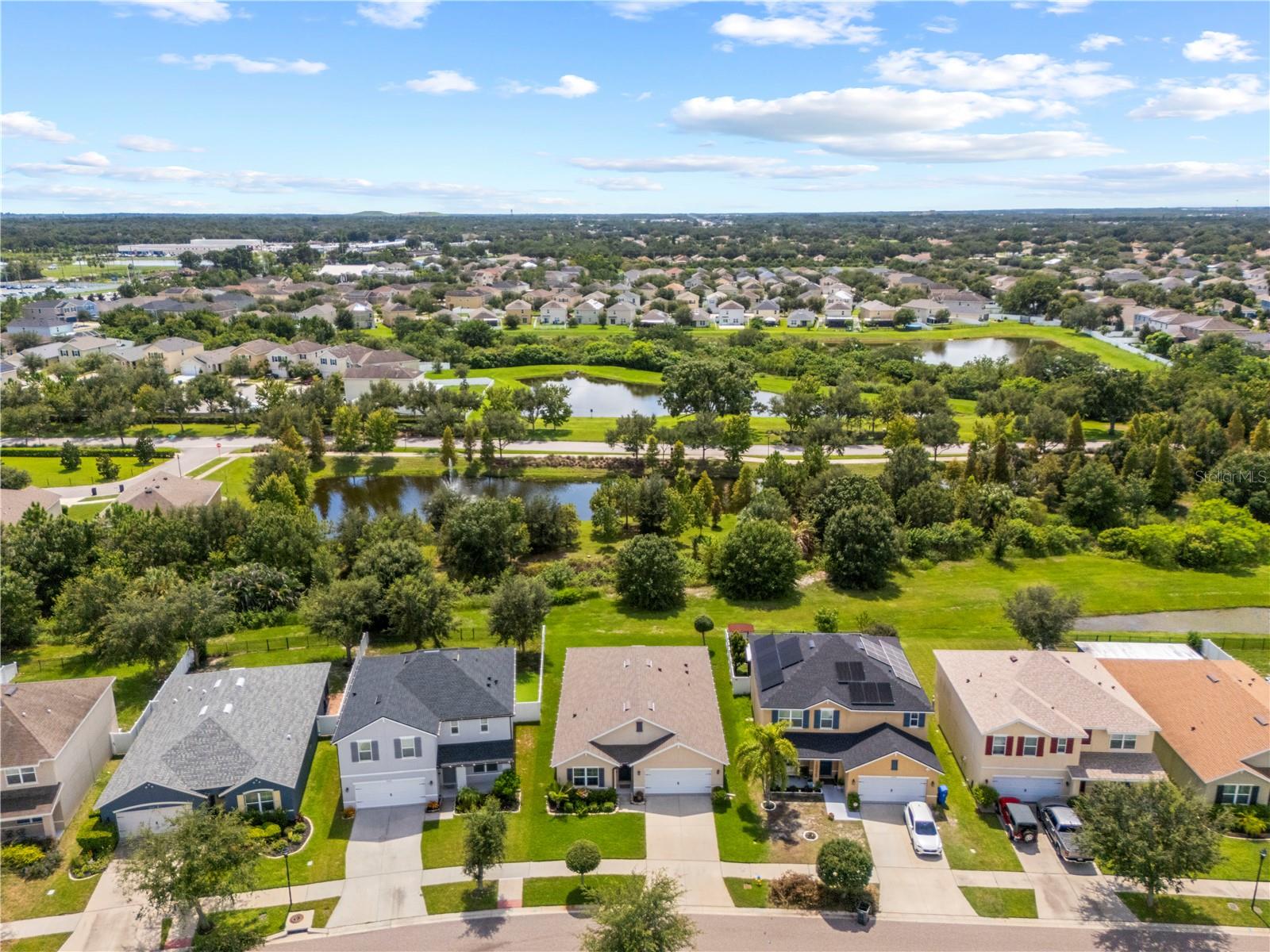 10527 PARK MEADOWBROOKE DR — photo 57