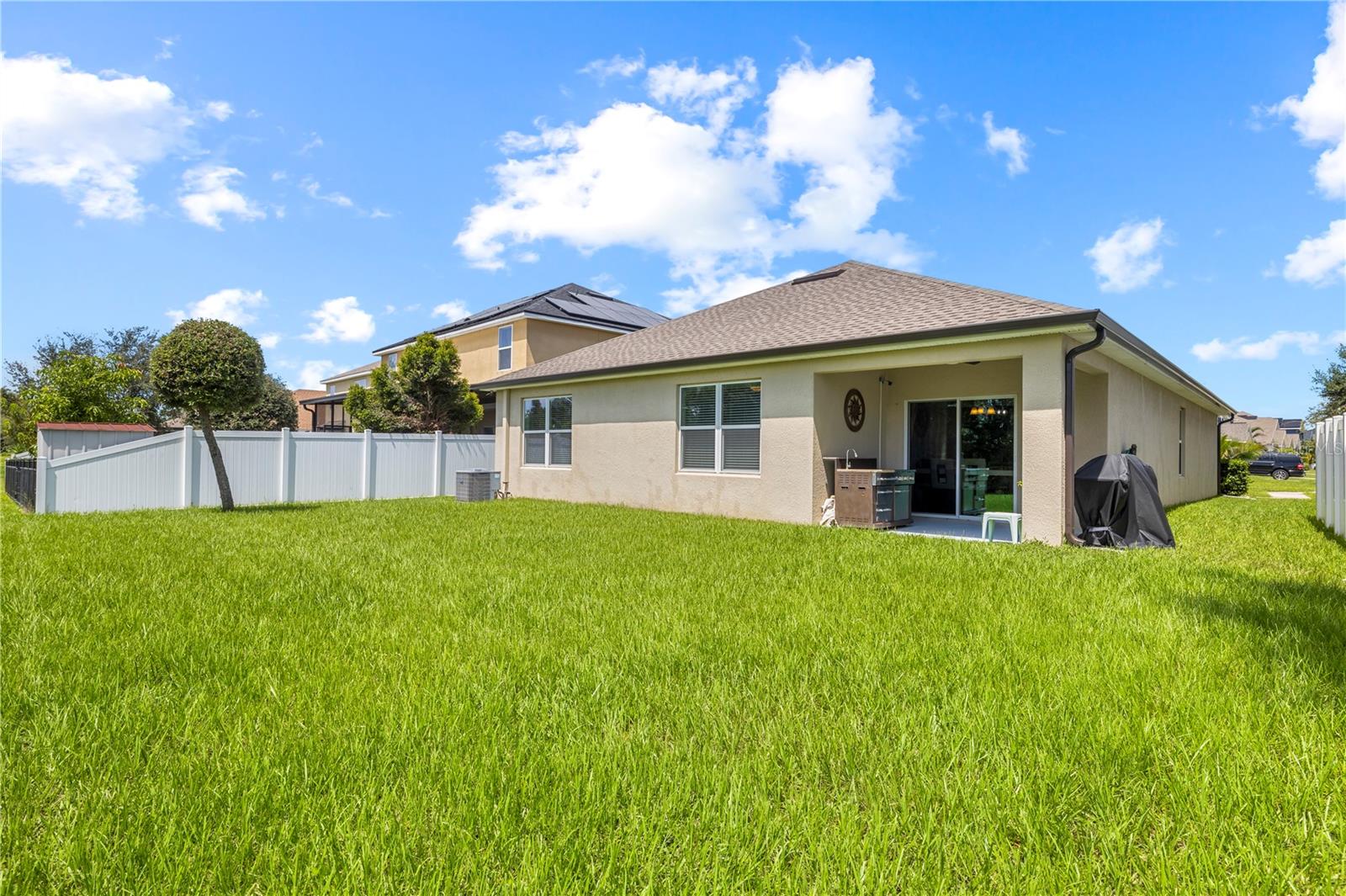 10527 PARK MEADOWBROOKE DR — photo 43