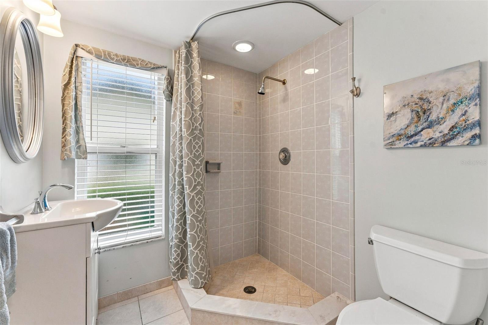210 WOODLAND CT — photo 32