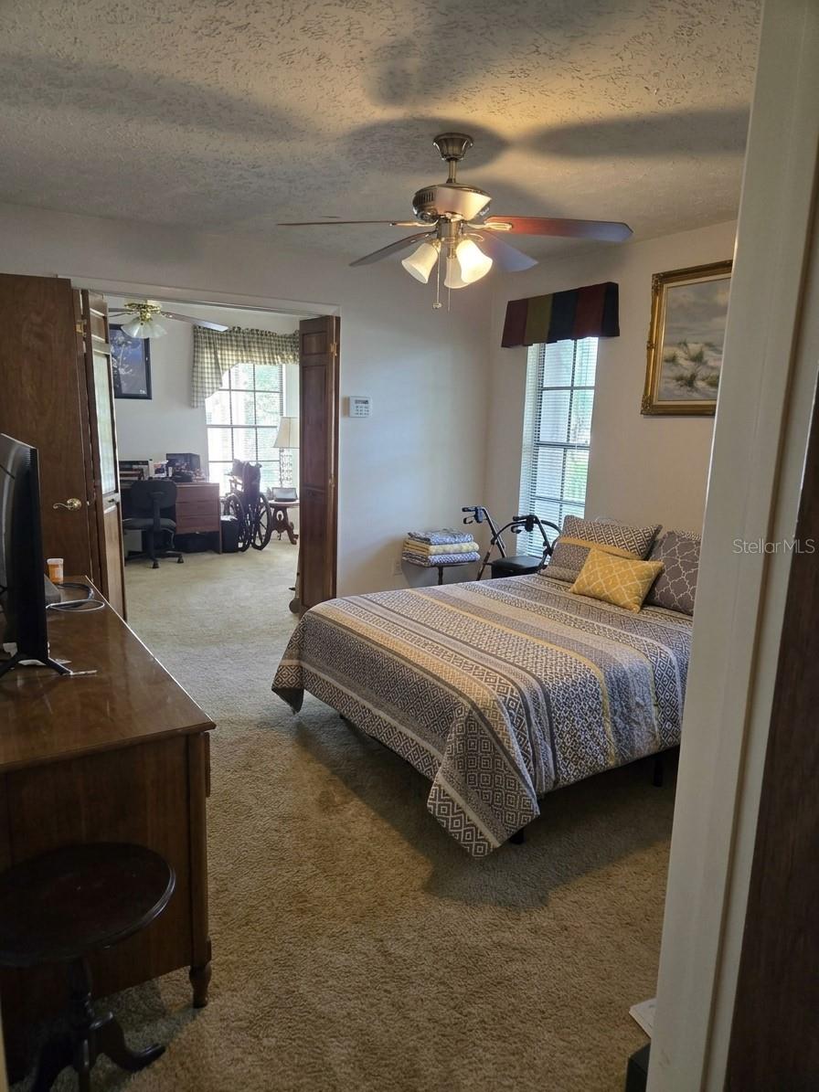 8008 LA SERENA DR — photo 14