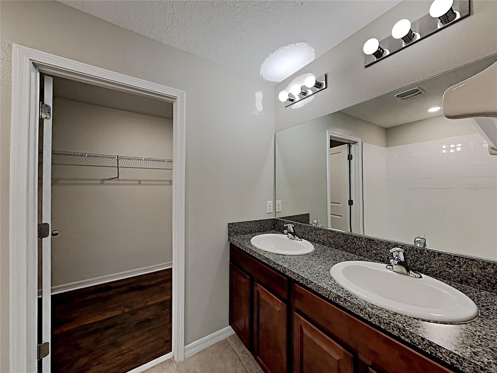 15322 BROAD BRUSH DR — photo 18