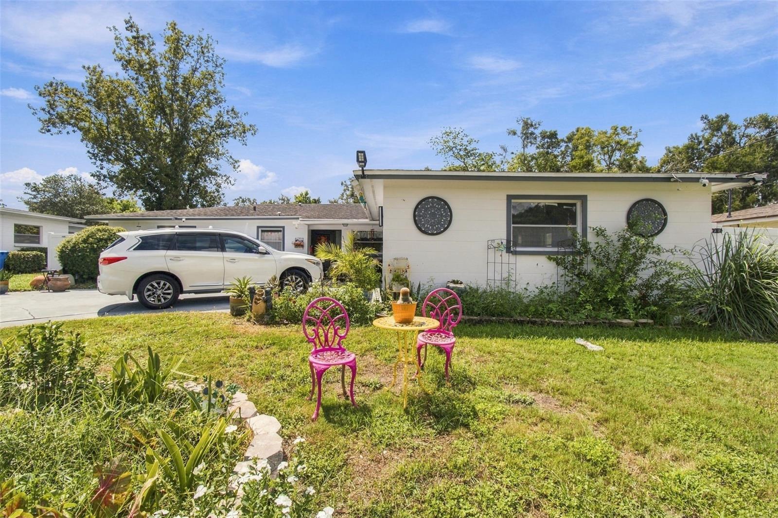 519 S LARRY CIR — photo 4
