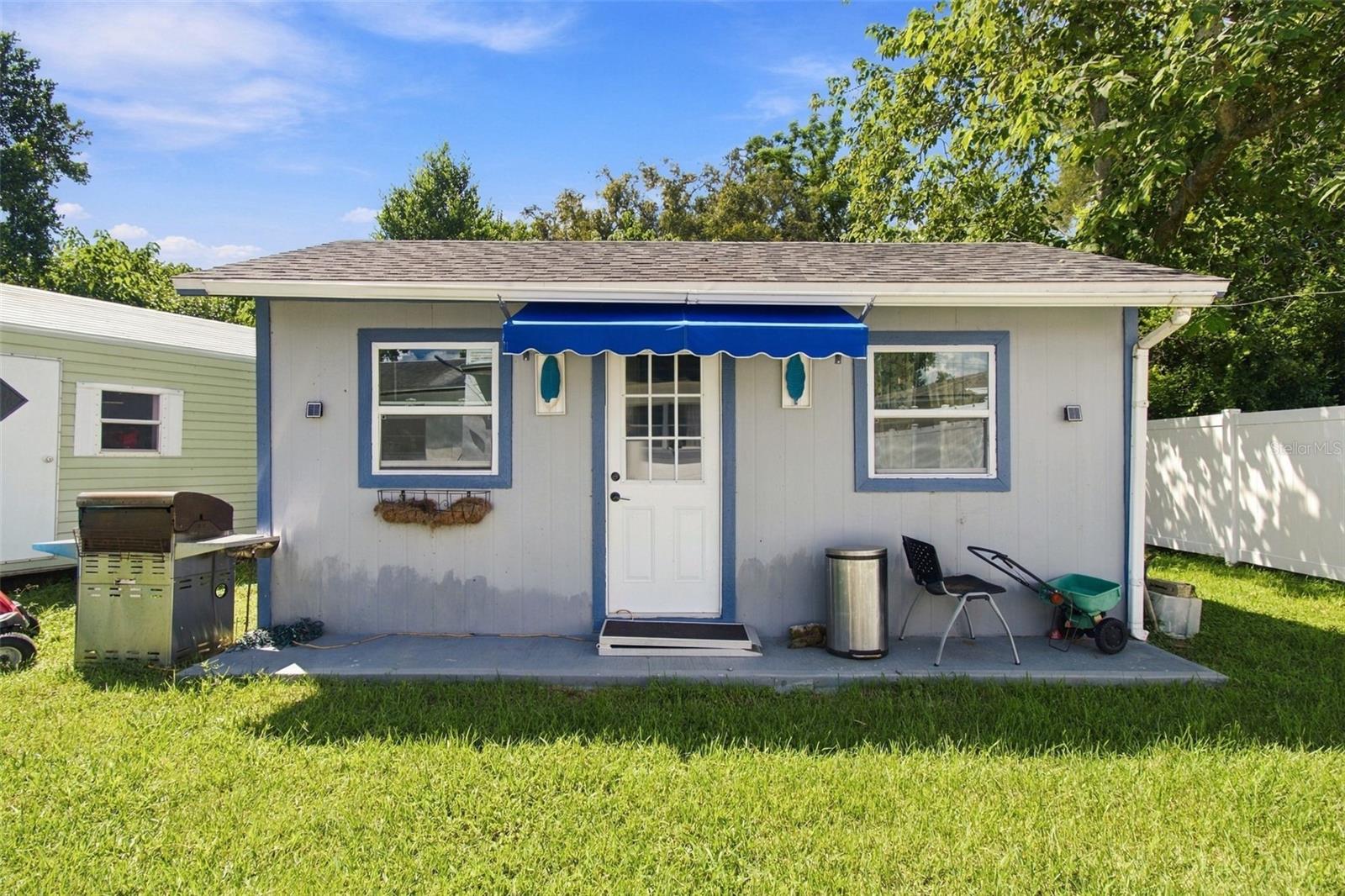 519 S LARRY CIR — photo 19