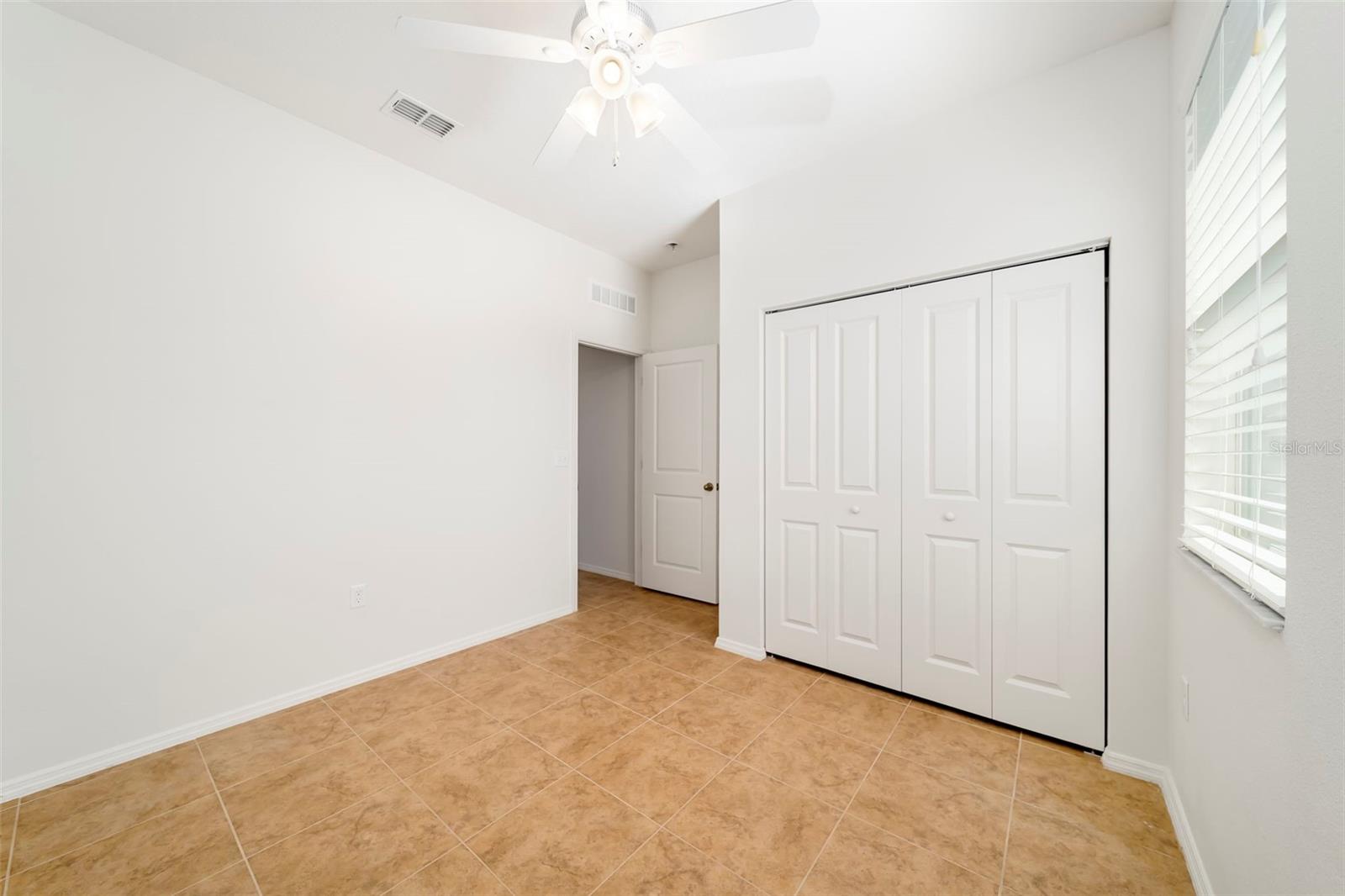 115 64TH AVE E — photo 11