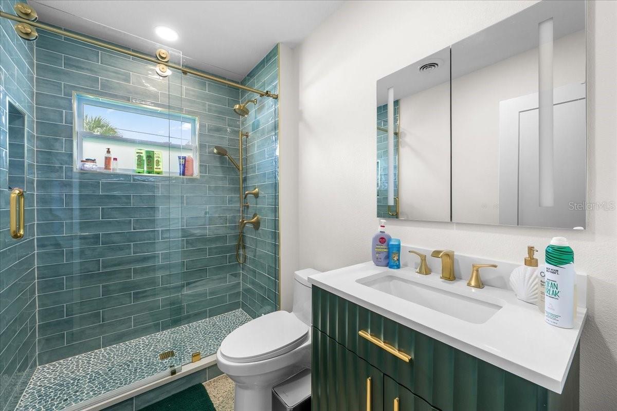 1019 MANDALAY AVE — photo 24