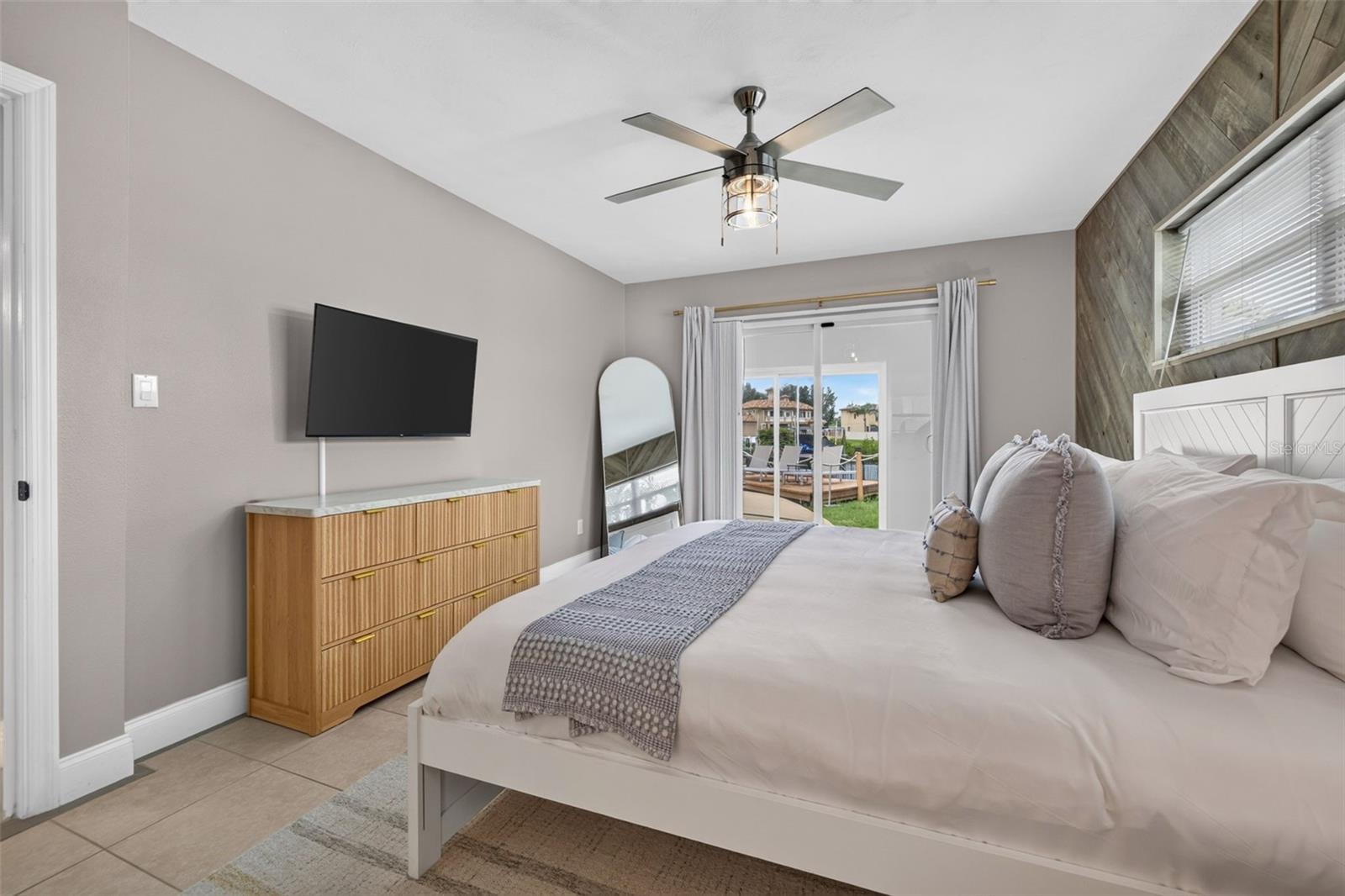 8727 BAY CREST LN — photo 19