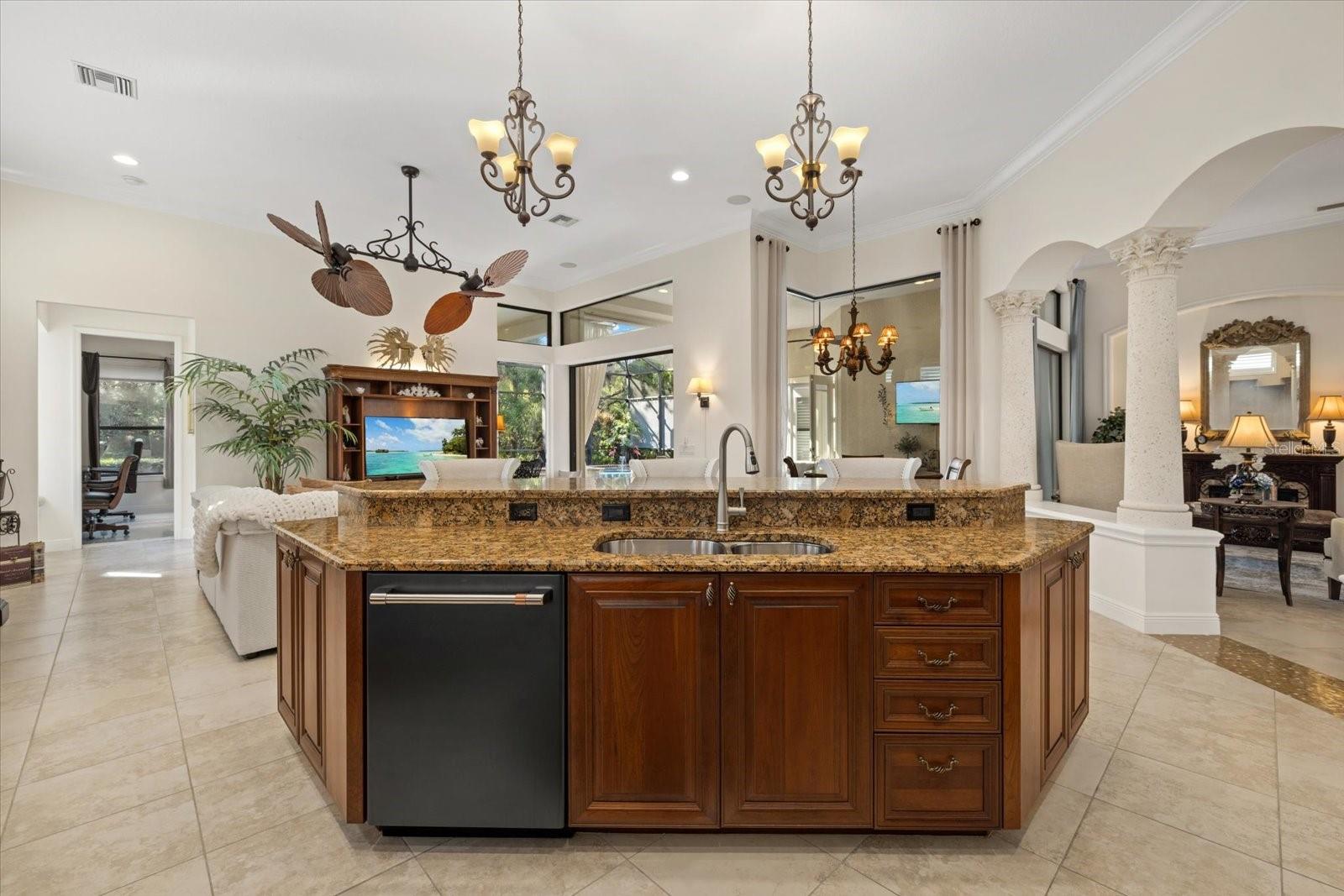 7651 PORTSTEWART DR — photo 31
