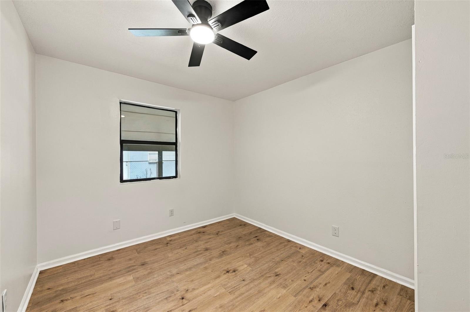5405 S 79TH ST — photo 22
