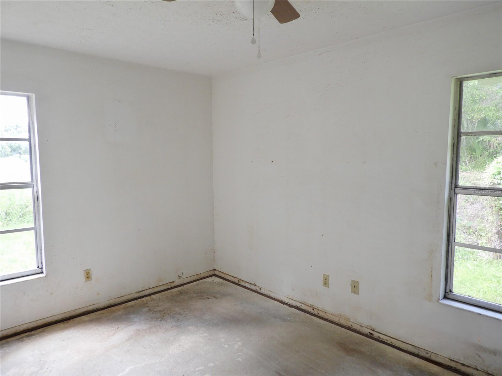 1211 NIAGARA ST — photo 7