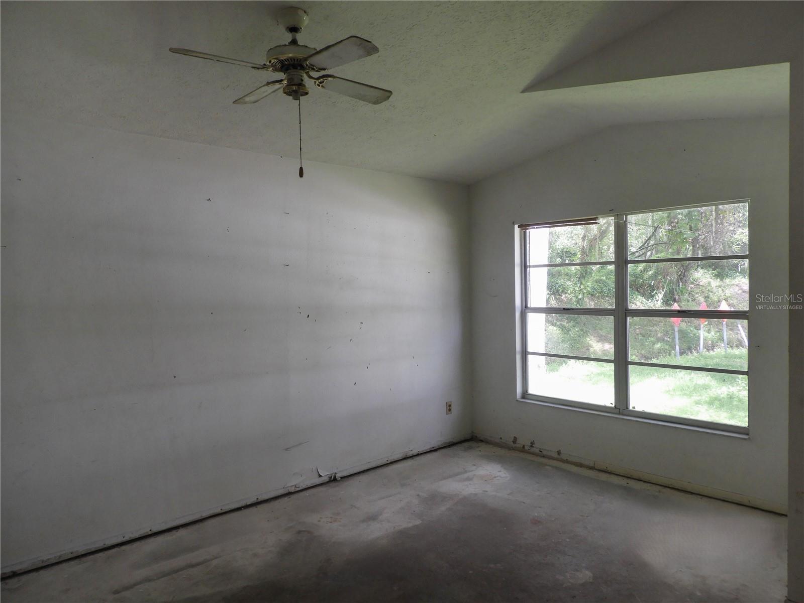 1211 NIAGARA ST — photo 4