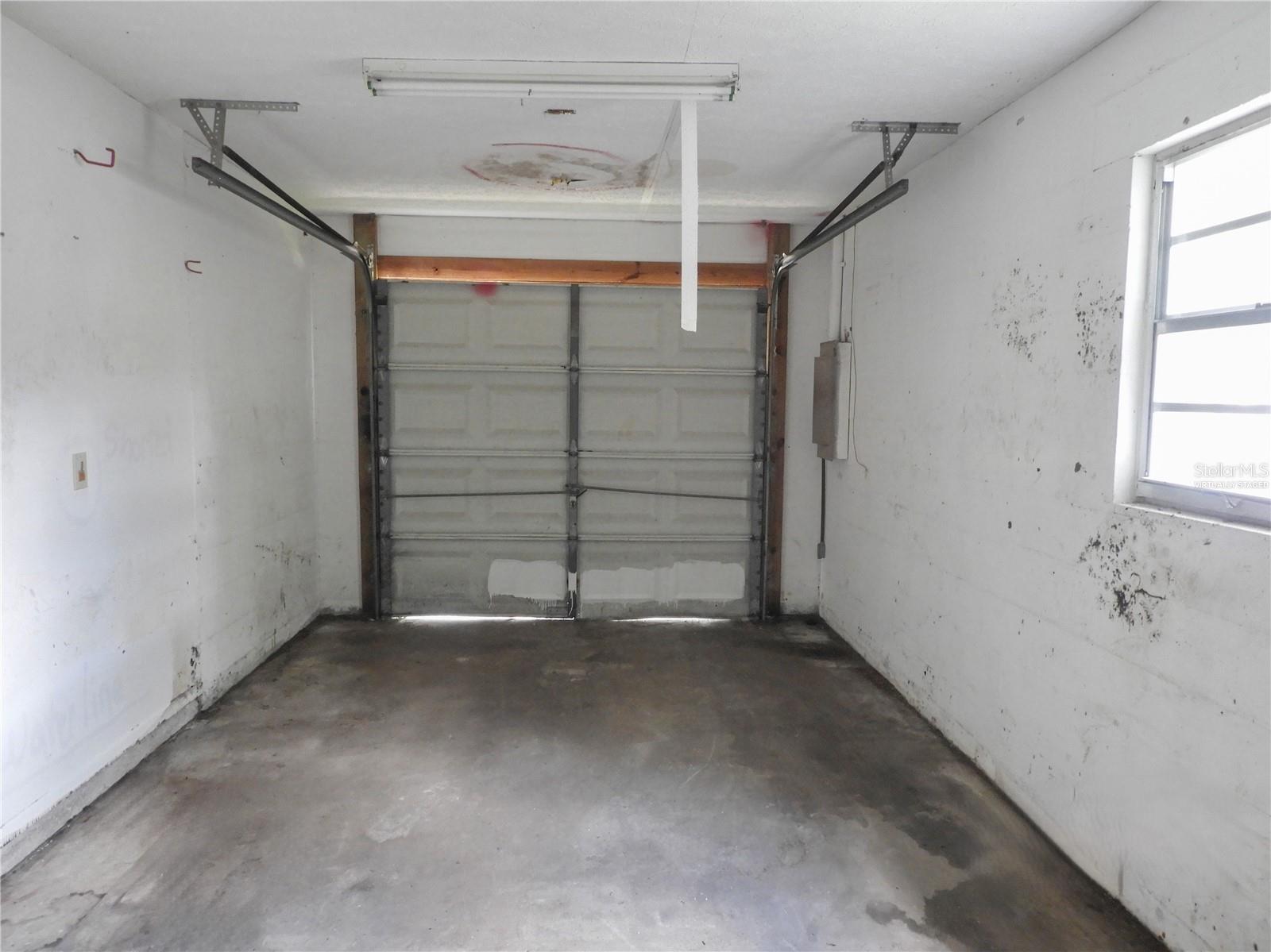 1211 NIAGARA ST — photo 13