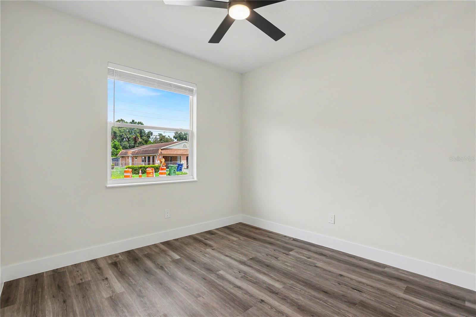 4013 E CURTIS ST — photo 20