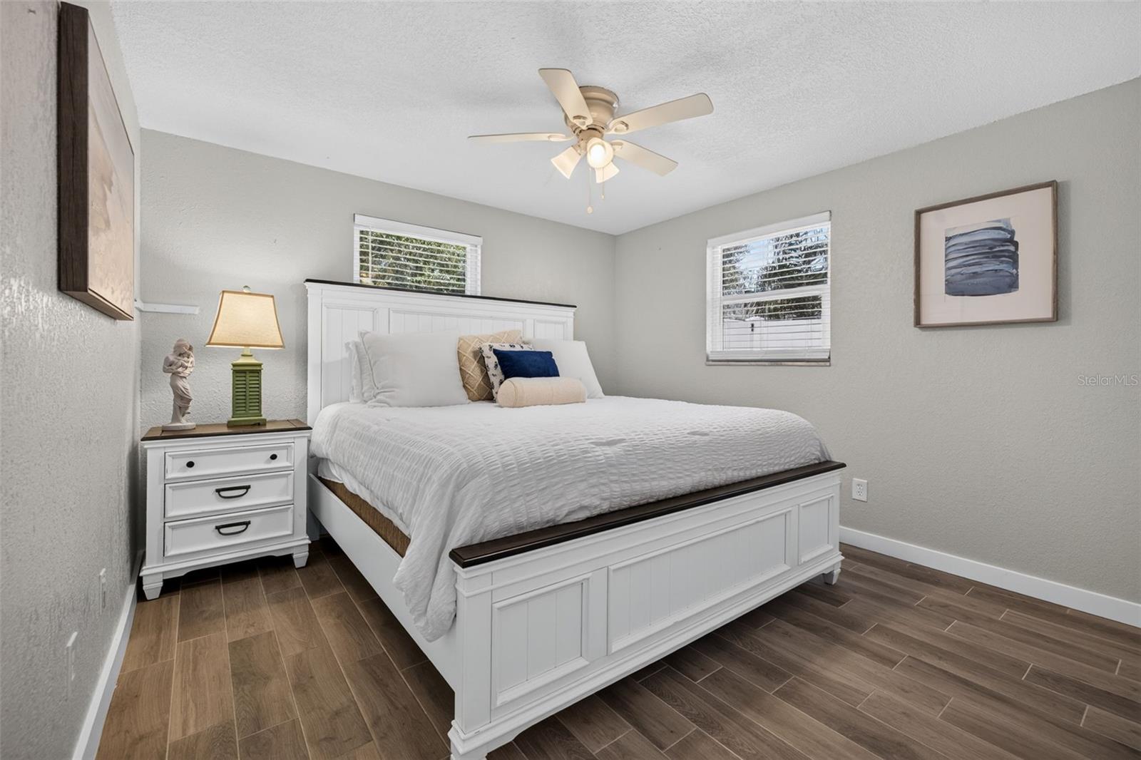 209 TALLAHASSEE DR NE — photo 25