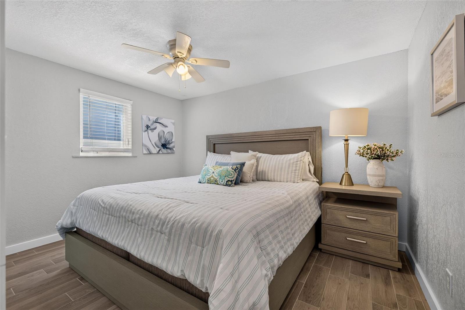 209 TALLAHASSEE DR NE — photo 23