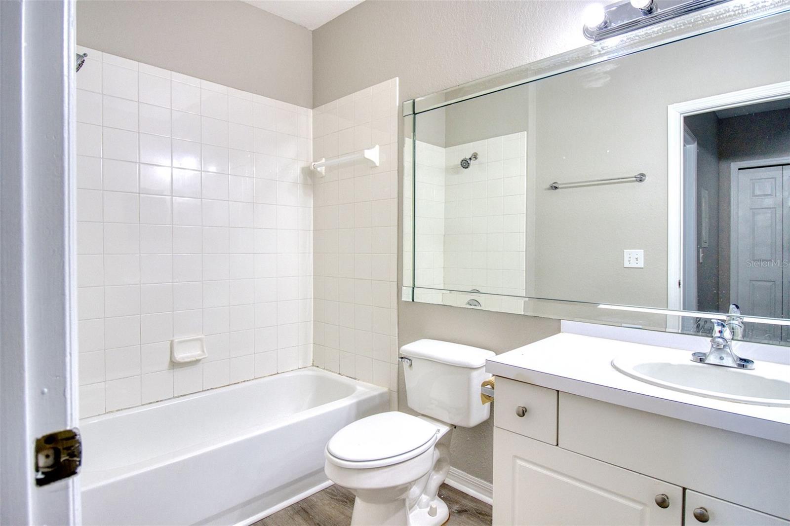 5146 NORTHRIDGE RD #303 — photo 15