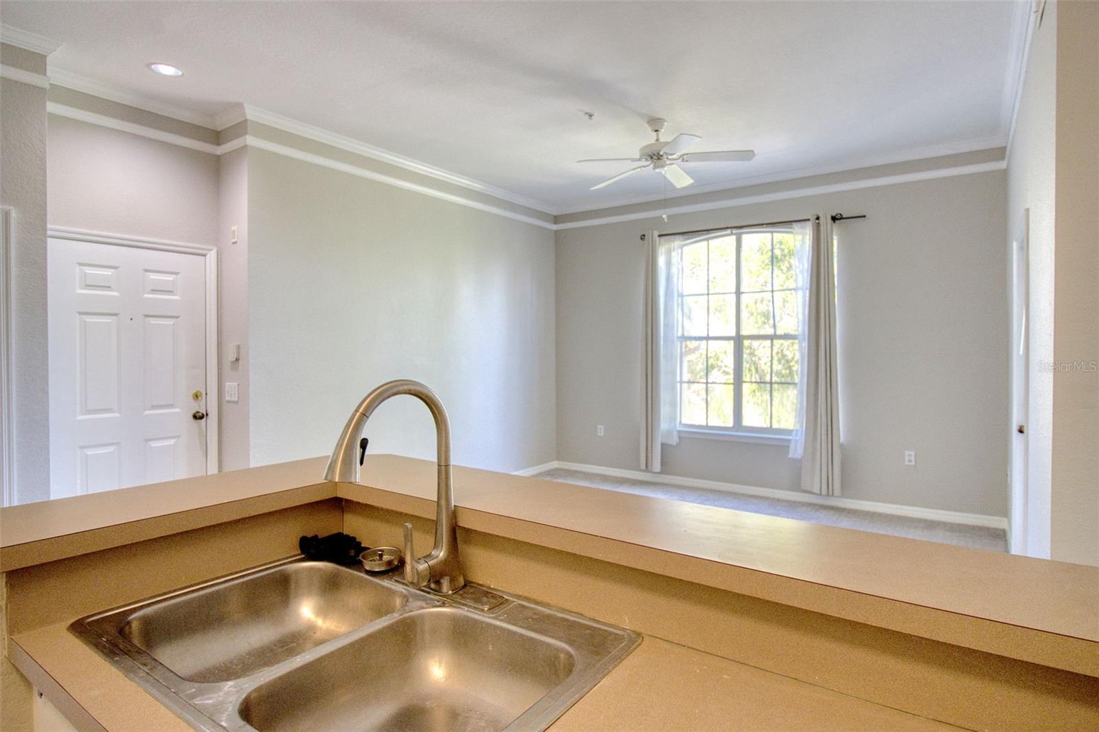5146 NORTHRIDGE RD #303 — photo 8