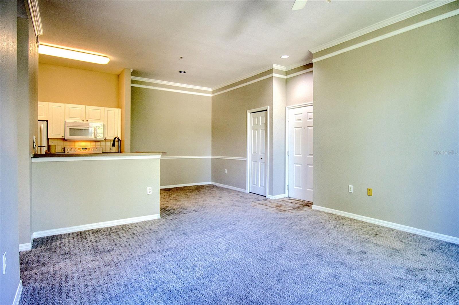 5146 NORTHRIDGE RD #303 — photo 4