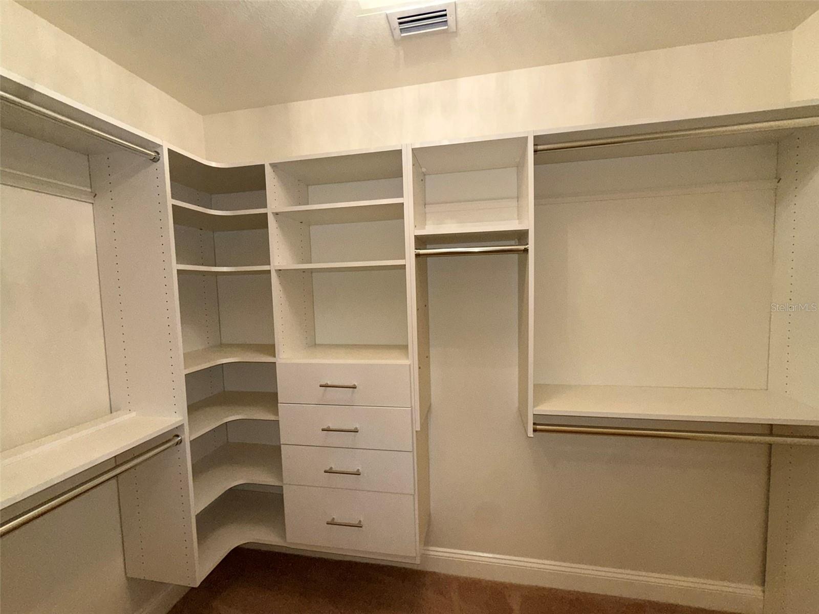 7702 LAKE VISTA CT #303 — photo 34