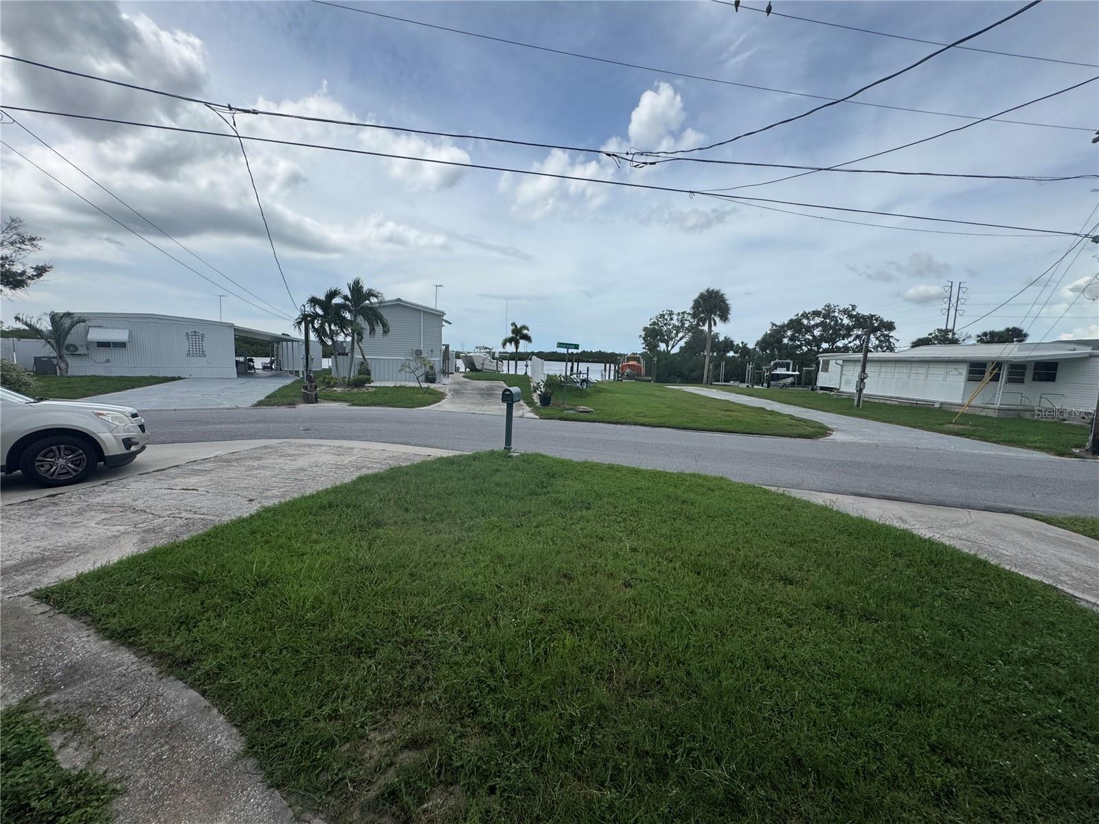 802 RIVER VIEW LN — photo 3
