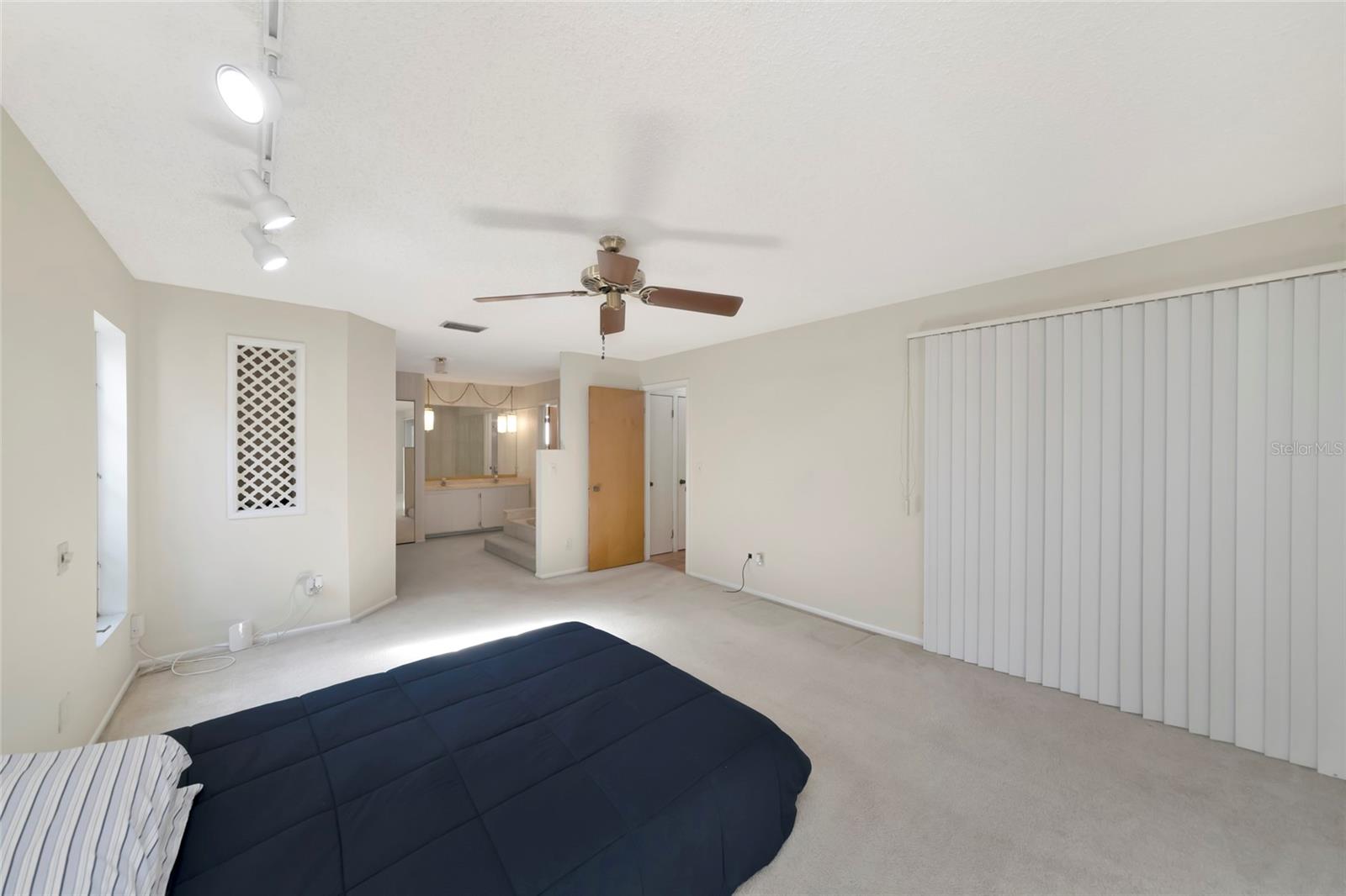 1351 MUSTANG ST — photo 43