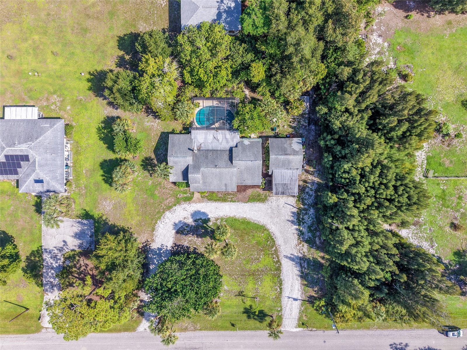 1351 MUSTANG ST — photo 50