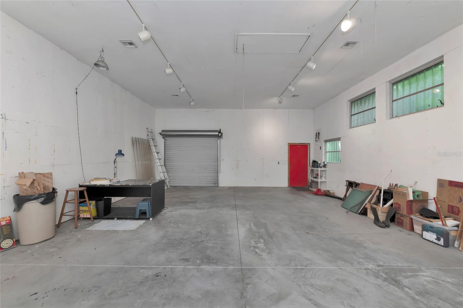 1351 MUSTANG ST — photo 21