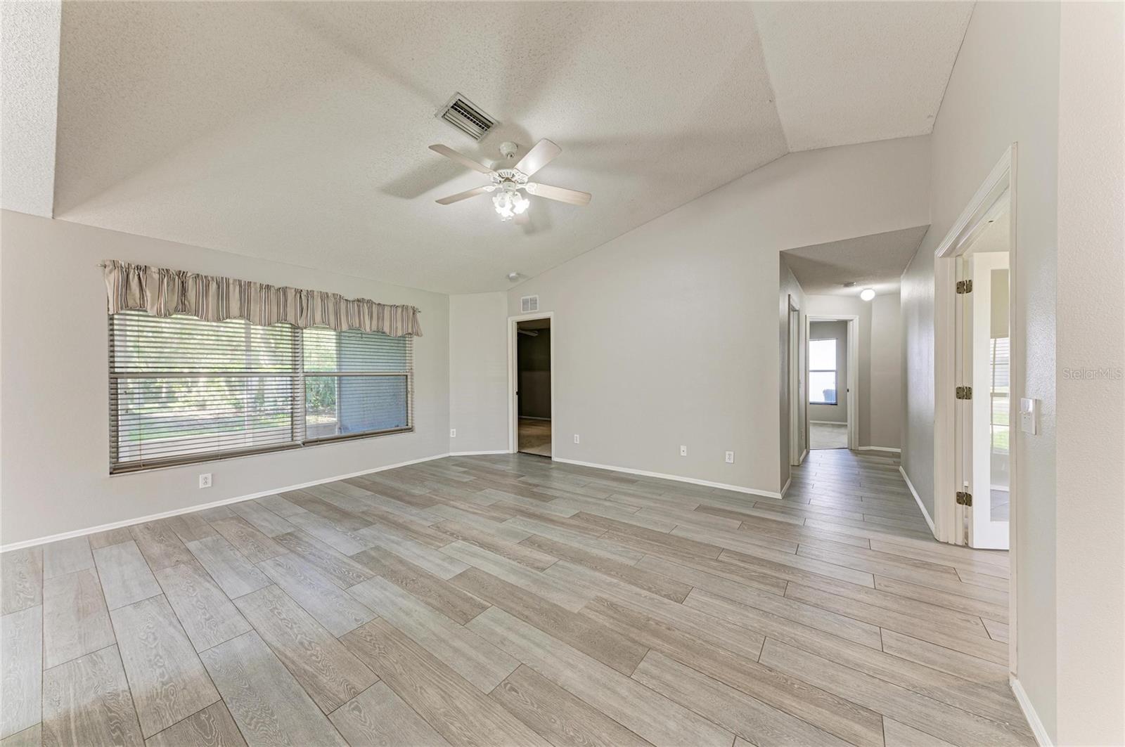 11855 DUNSTER LN — photo 7
