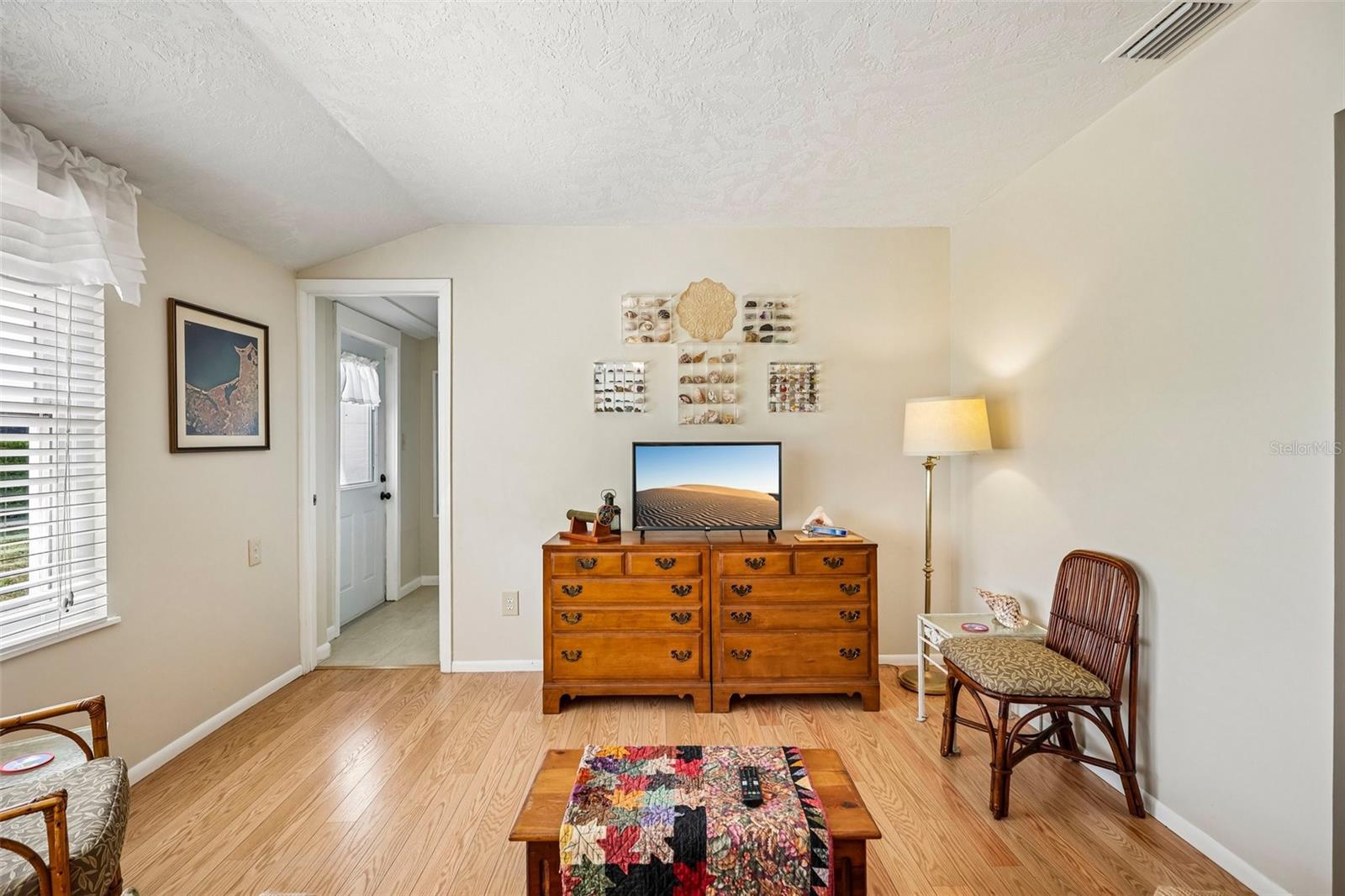 636 OAKMONT AVE — photo 11