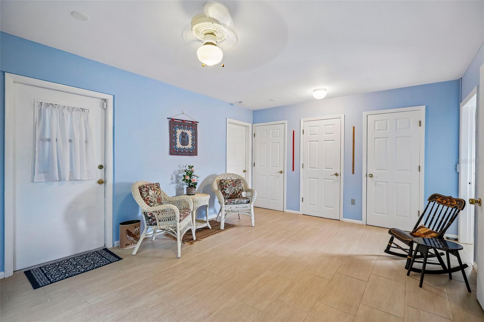 636 OAKMONT AVE — photo 30
