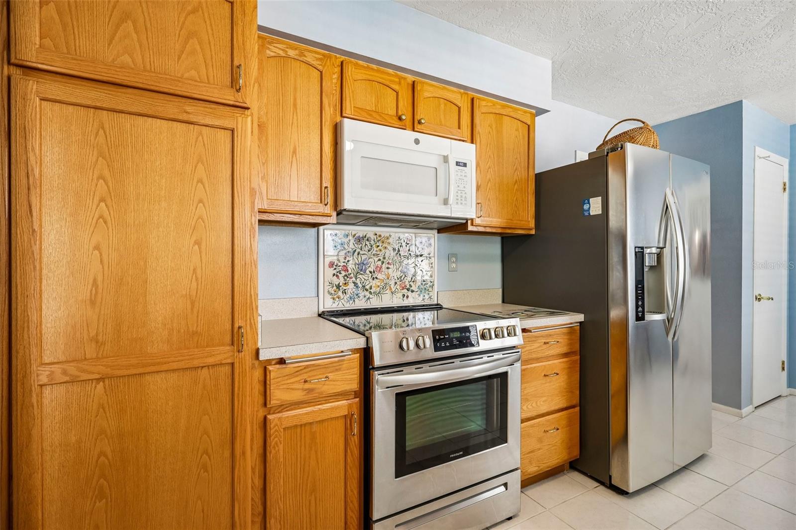 636 OAKMONT AVE — photo 15