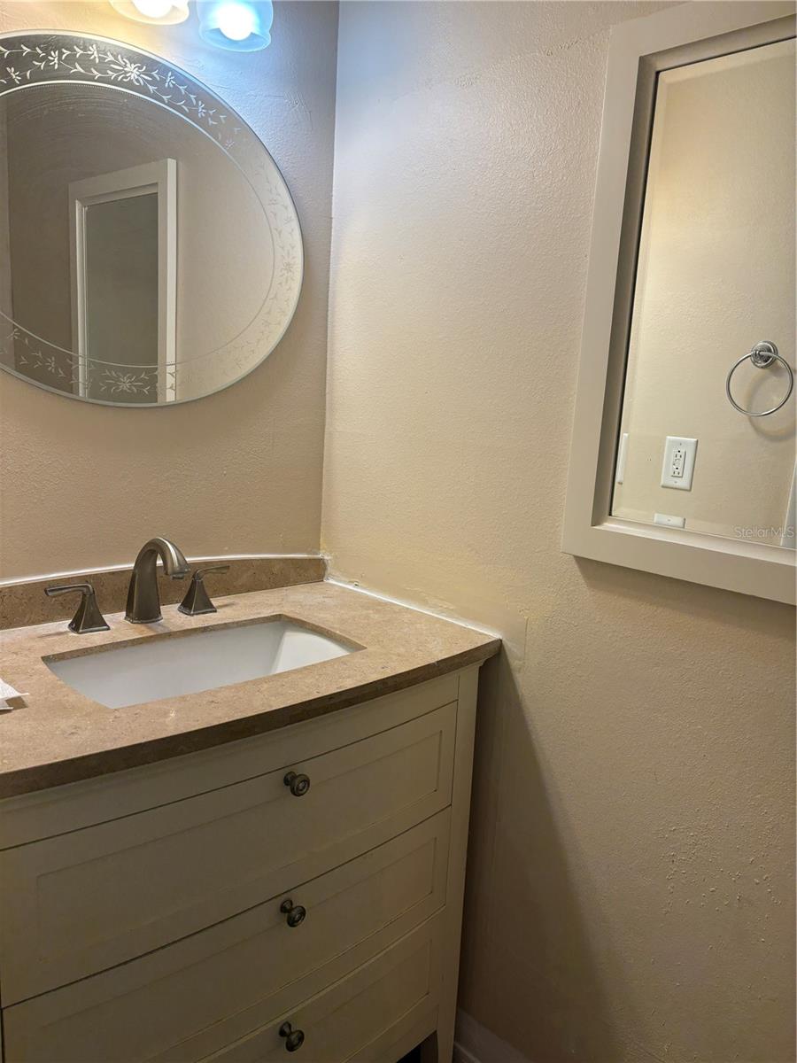 11428 BAY ST NE — photo 8