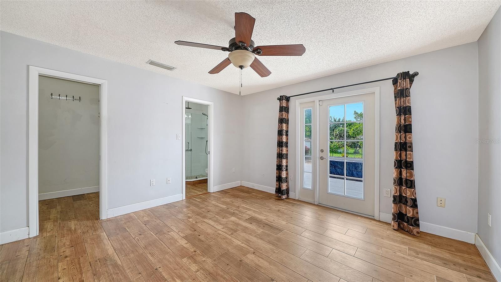 4090 GROVELAND AVE — photo 14
