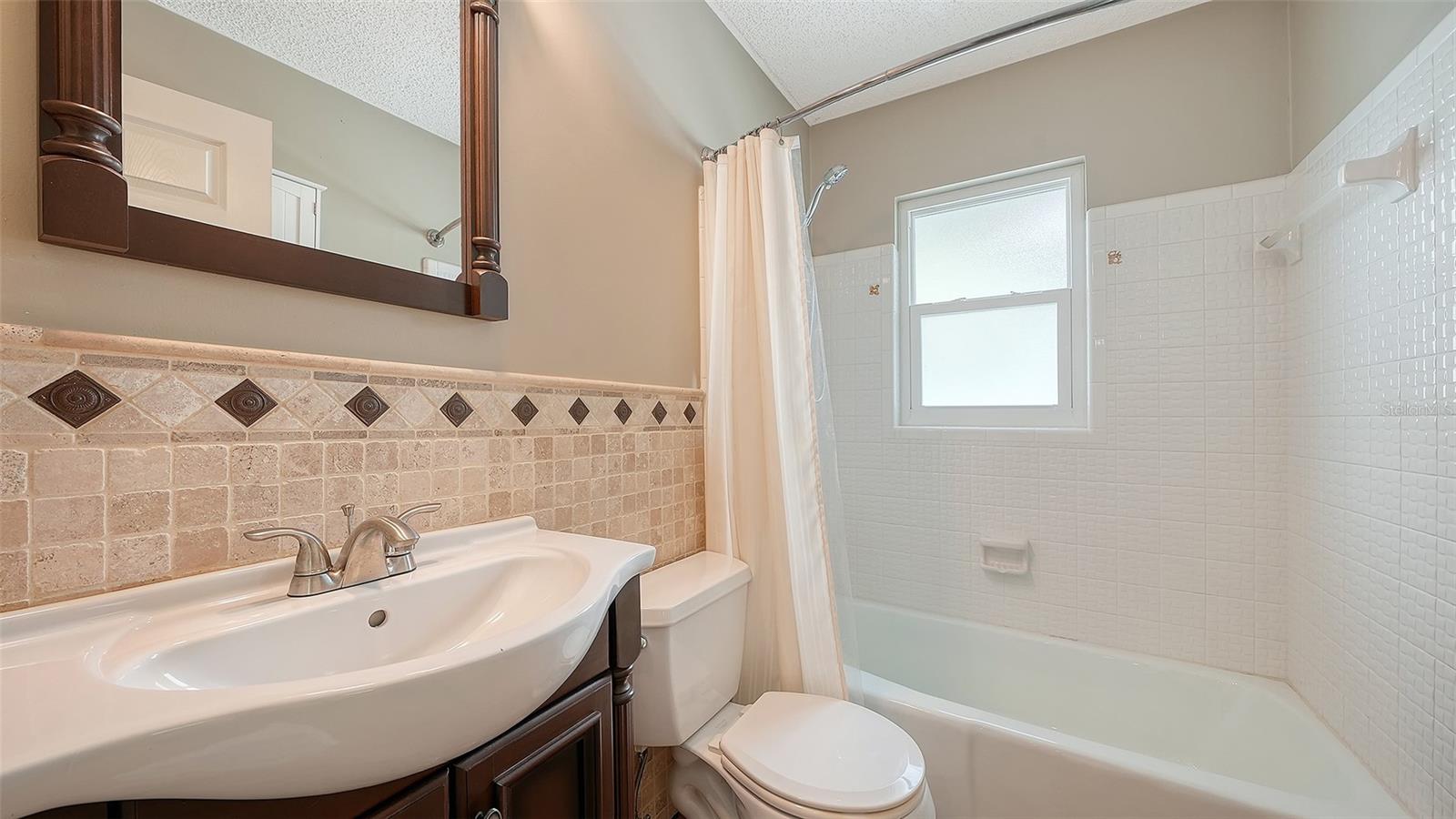 4090 GROVELAND AVE — photo 17