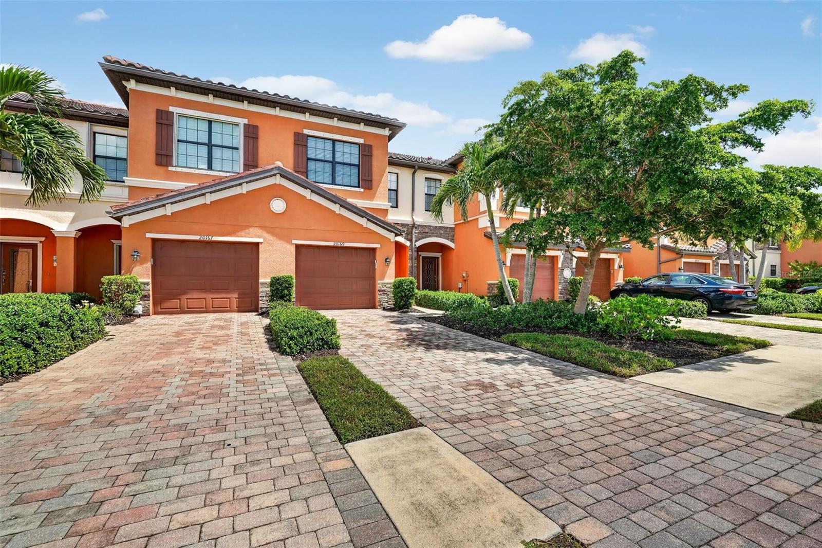 20169 LAGENTE CIR — photo 2