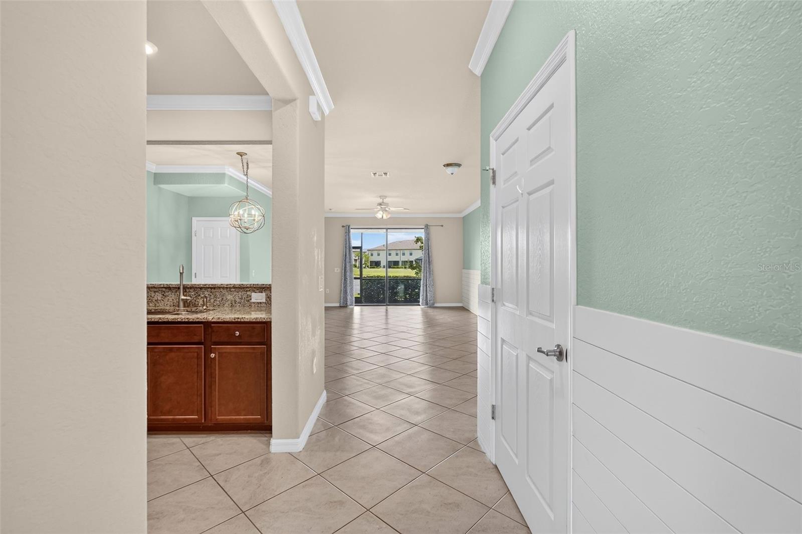20169 LAGENTE CIR — photo 8