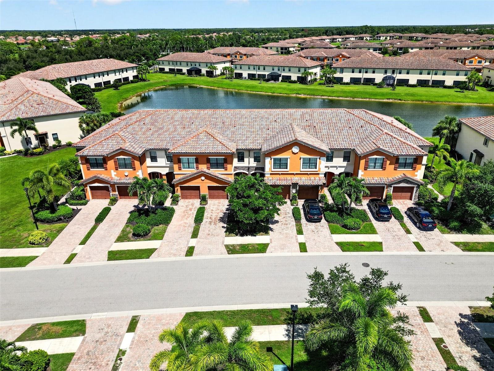 20169 LAGENTE CIR — photo 44